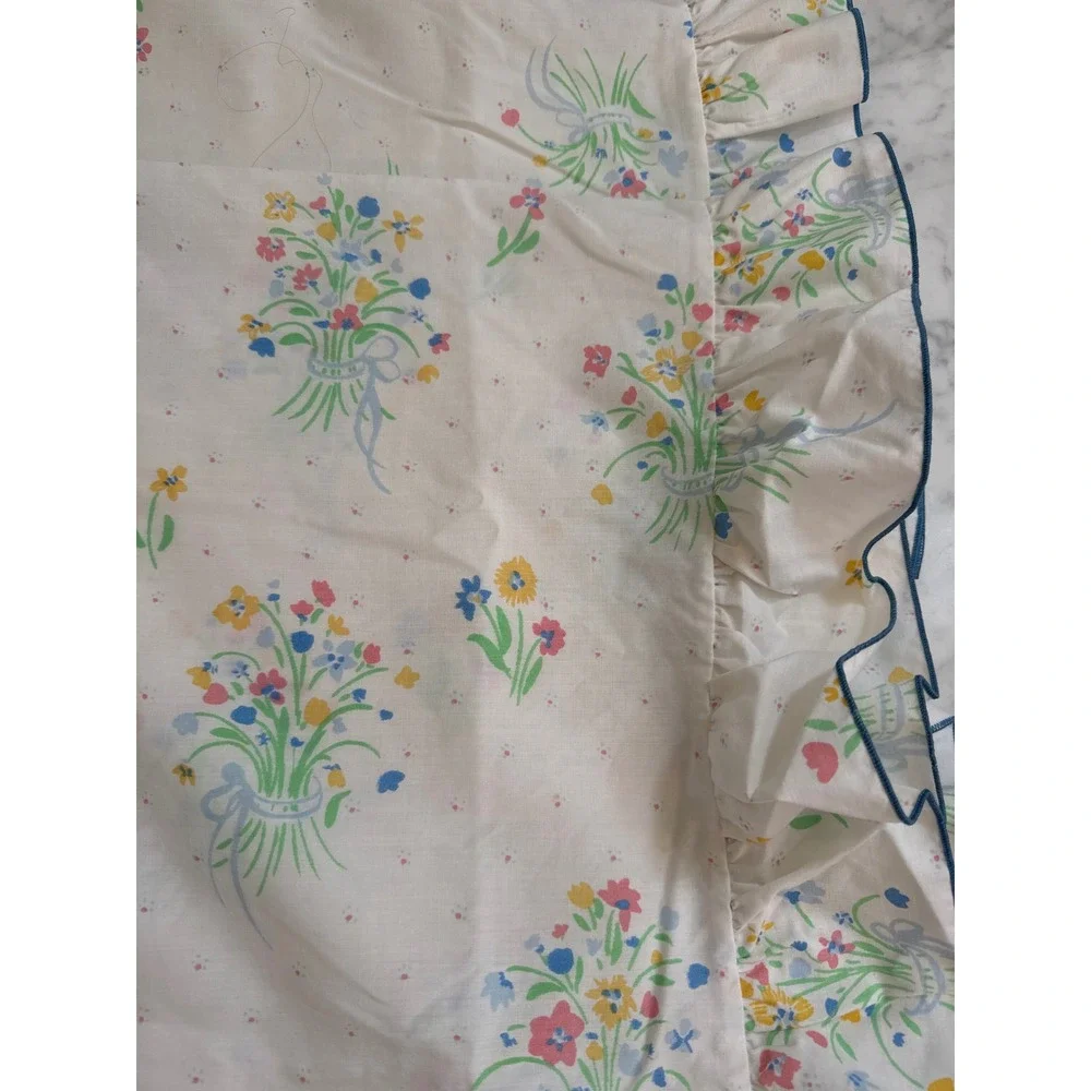 Vintage Utica Floral Ruffled Pillowcase Set of 2 Standard No Iron Percale USA